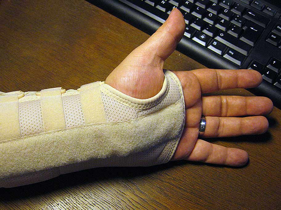 Ergonomics: How to protect your career from desk injuries
