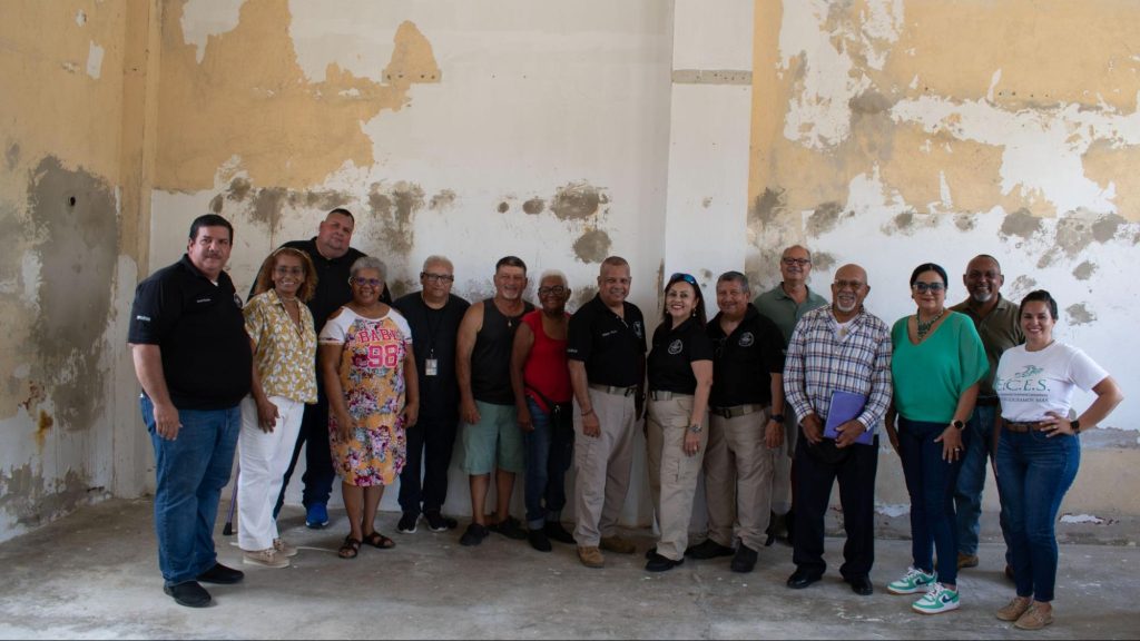 Part of the group of people who gathered in Yabucoa, Puerto Rico, to learn about GMRS last September. 