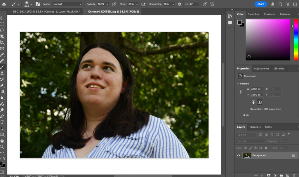 Screenshot of the photo of a woman in Photoshop