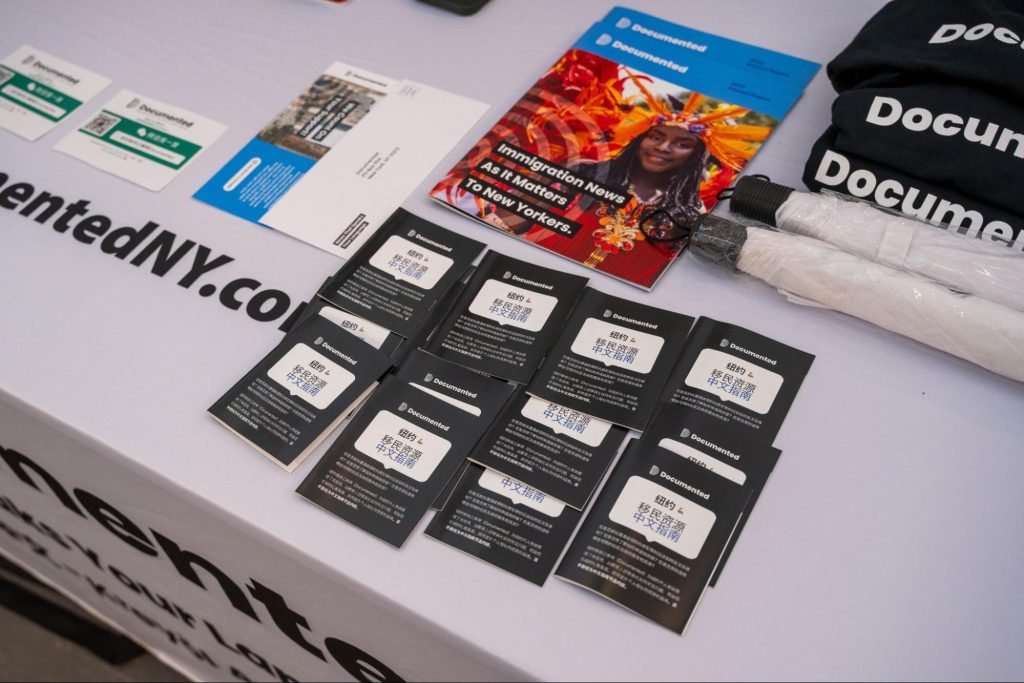 Information guides for immigrants